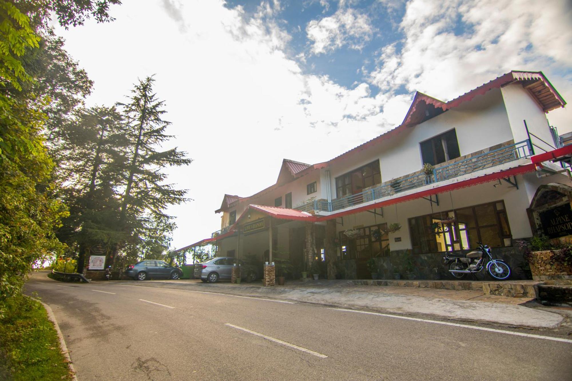 Alpine Rhapsody Hotel Ranikhet Exterior photo